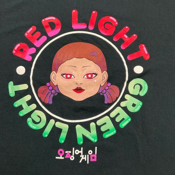 Netflix Squid Game T-Shirt XXXL Red Light Green Light Doll Graphic Tee Unisex - Picture 3 of 4